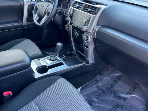 Used 2024 Toyota 4Runner SR5 image 19