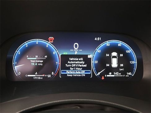 Used 2024 Toyota Highlander Platinum image 11