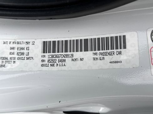 Used 2012 Chrysler 200 S image 17