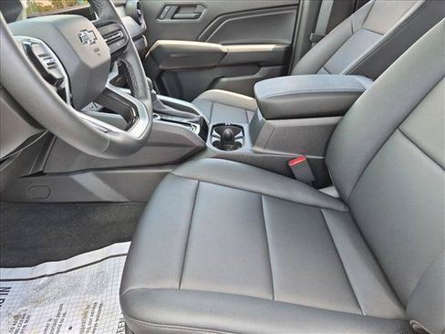 Used 2026 Chevrolet Colorado Trail Boss AWD/4WD image 16