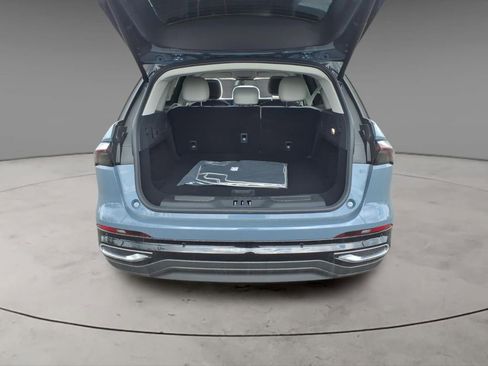 New 2026 Lincoln Nautilus Premier AWD/4WD image 8