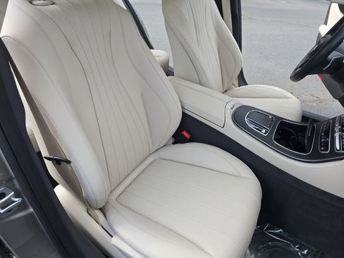 Certified 2022 Mercedes-Benz E 450 E 450 image 10