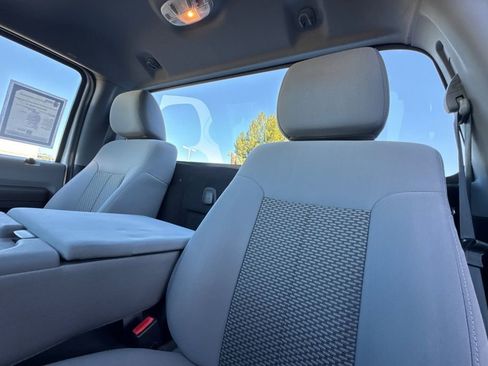 Used 2016 Ford F250 XL w/ Power Equipment Group RWD image 13