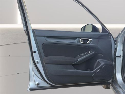 Used 2022 Honda Civic Sport image 15