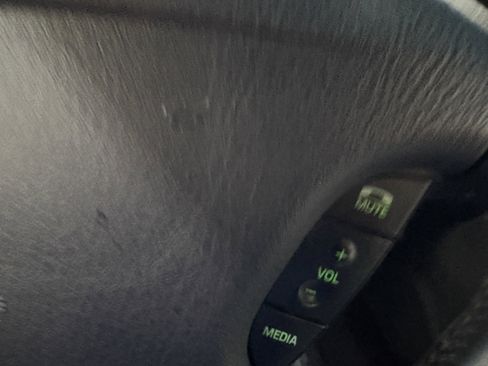 Used 2004 Ford Thunderbird Deluxe image 25