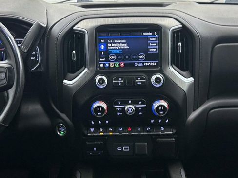 Used 2020 GMC Sierra 2500 Denali w/ Denali Ultimate Package image 12