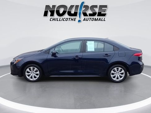 Used 2022 Toyota Corolla LE image 5