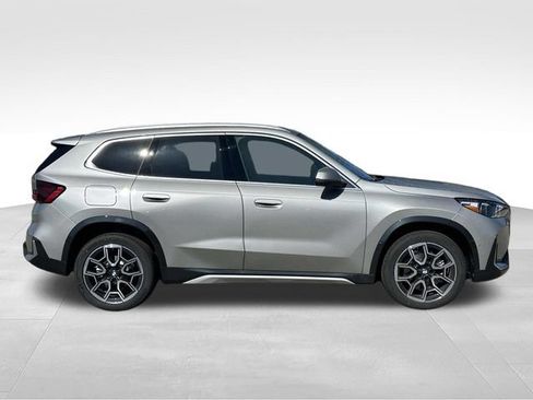 New 2026 BMW X1 xDrive28i w/ Technology Package AWD/4WD image 2