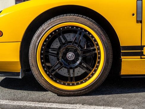 Used 2006 Ford GT image 27