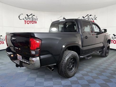 Used 2022 Toyota Tacoma SR5 RWD image 7