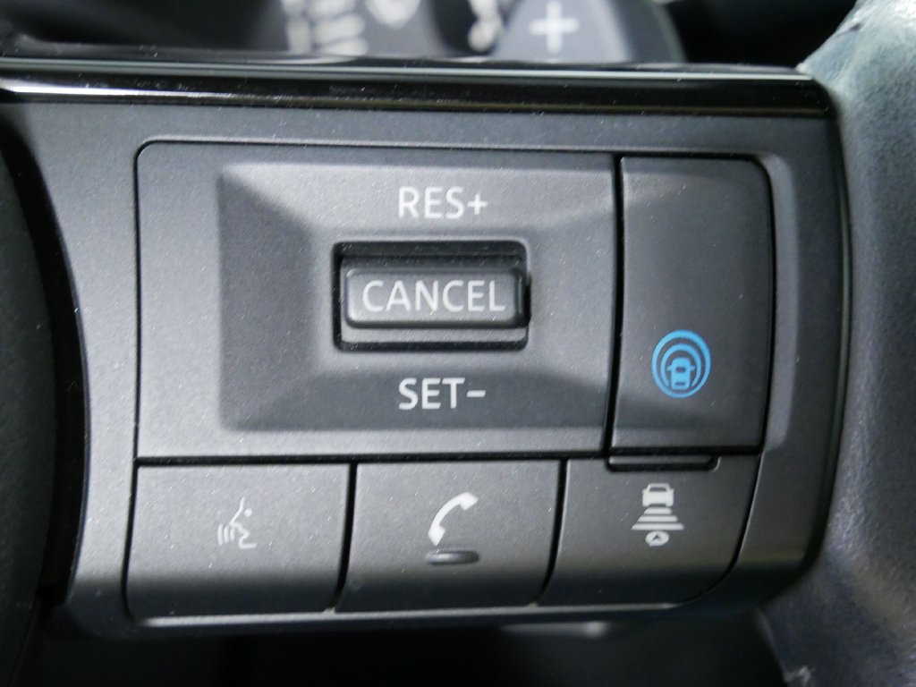Used 2023 Nissan Rogue SV w/ SV Premium B Package AWD/4WD image 26