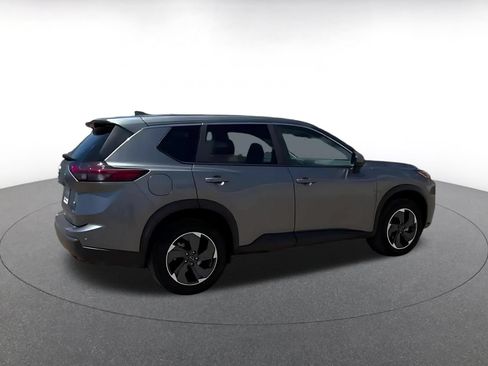 Used 2025 Nissan Rogue SV FWD image 14