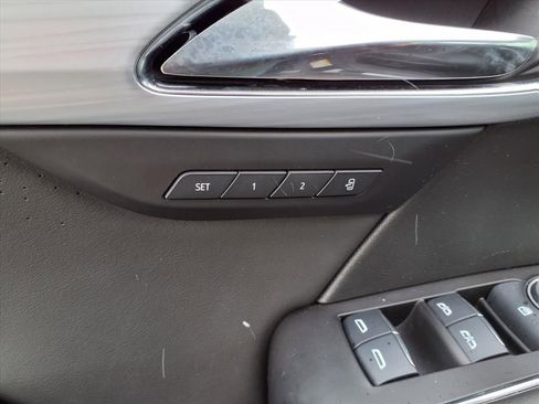 Certified 2024 Buick Envision Avenir image 23