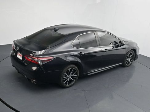 Used 2024 Toyota Camry SE w/ Cold Weather Package AWD/4WD image 30