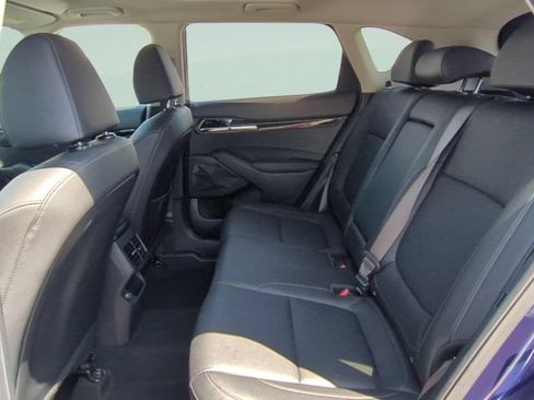 Used 2023 Kia Seltos EX AWD/4WD image 10