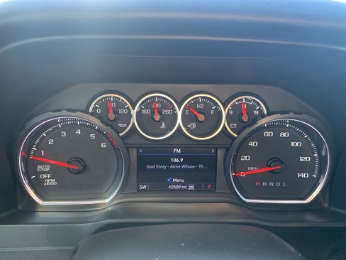 Used 2021 Chevrolet Silverado 1500 LT Trail Boss w/ Convenience Package II image 10