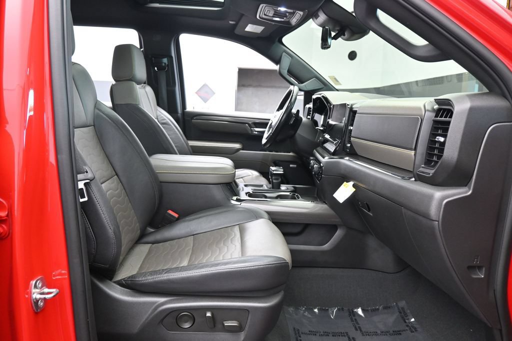 Used 2023 Chevrolet Silverado 1500 ZR2 w/ Technology Package AWD/4WD image 52