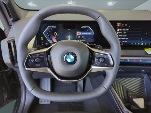 Used 2025 BMW X3 xDrive30i w/ Convenience Package image 13