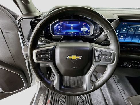 Used 2025 Chevrolet Silverado 2500 LT AWD/4WD image 11