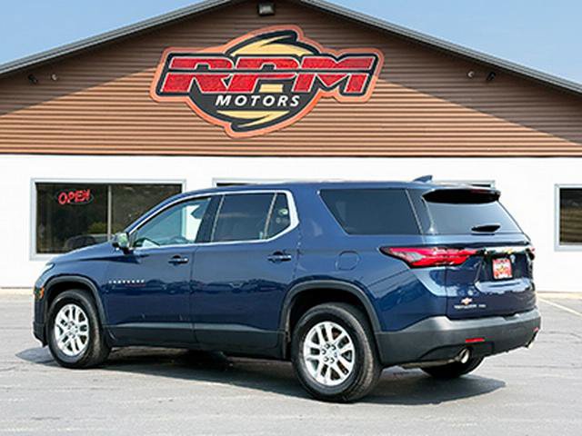 Used 2022 Chevrolet Traverse LS AWD/4WD image 7