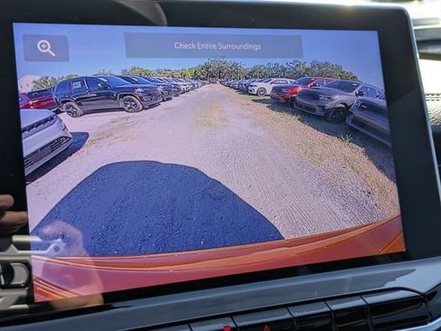 New 2026 Jeep Compass Latitude AWD/4WD image 18
