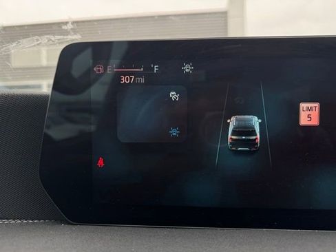 Used 2025 Ford Expedition Max Platinum image 40