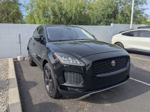 Used 2020 Jaguar E-PACE SE image 4