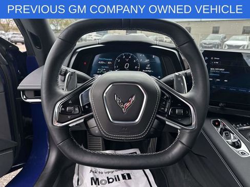 Used 2025 Chevrolet Corvette Stingray Preferred Conv w/ Z51 Performance Package RWD image 19