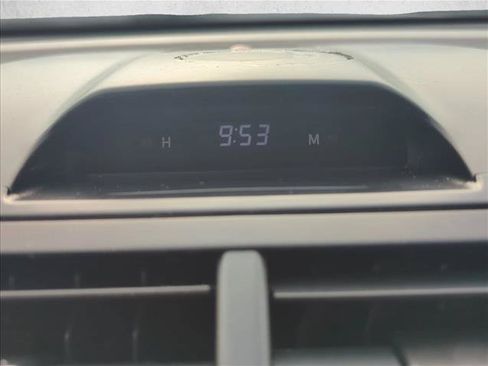 Used 2014 Toyota Camry SE FWD image 18