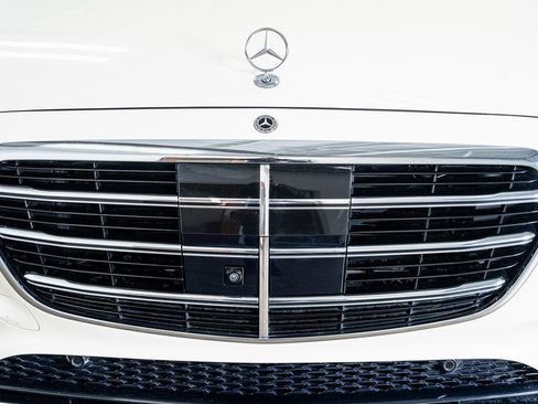 Used 2021 Mercedes-Benz S 580 4MATIC Sedan image 16