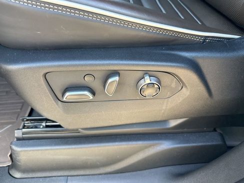 Used 2025 GMC Yukon XL Denali Ultimate w/ LPO, Floor Liner Package image 22