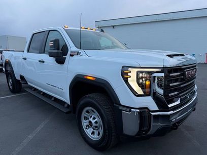 New 2026 GMC Sierra 2500 Pro w/ Convenience Package
