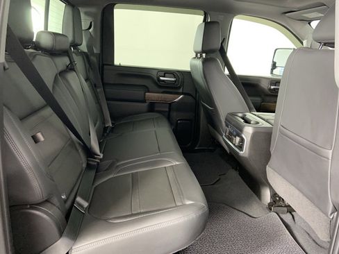 Used 2021 GMC Sierra 3500 Denali w/ Denali Ultimate Package image 14