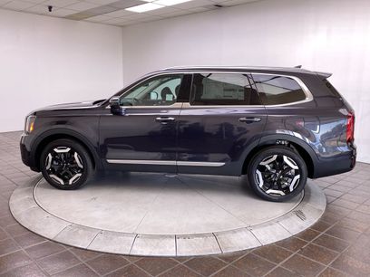 Certified 2025 Kia Telluride S