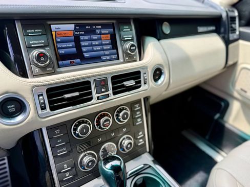 Used 2011 Land Rover Range Rover Autobiography AWD/4WD image 28