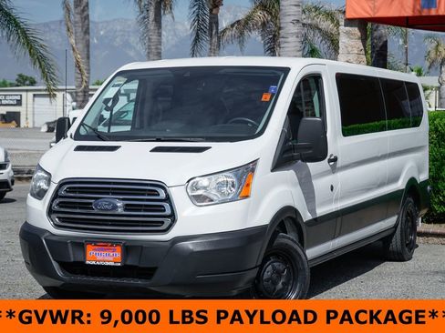 Used 2019 Ford Transit 350 XLT image 4