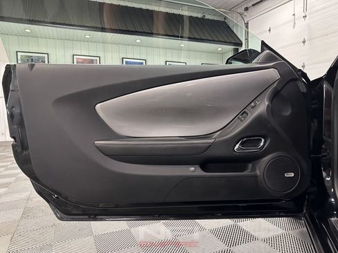 Used 2010 Chevrolet Camaro SS w/ RS Package RWD image 33