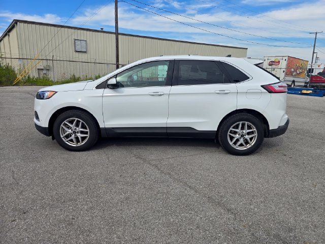 Used 2024 Ford Edge SEL AWD/4WD image 7