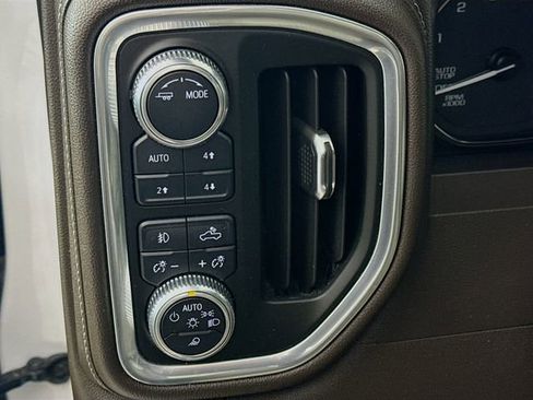 Used 2021 GMC Sierra 1500 SLT w/ SLT Premium Plus Package image 13