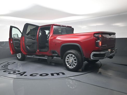 Certified 2025 Chevrolet Silverado 2500 LTZ w/ LTZ Premium Package image 28