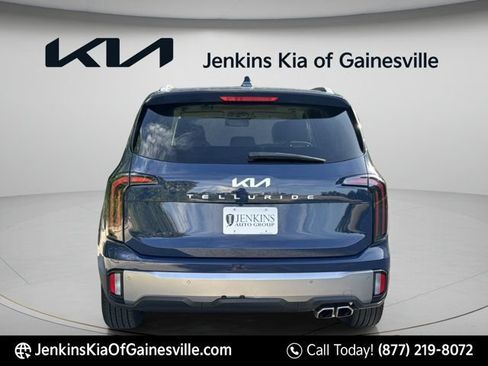 Used 2025 Kia Telluride EX FWD image 4