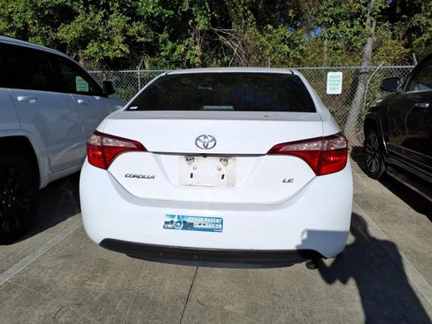 Certified 2018 Toyota Corolla LE FWD image 6
