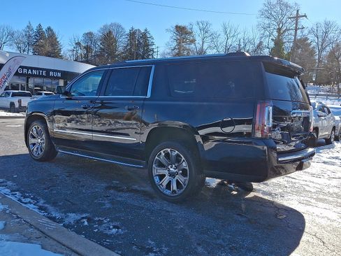 Used 2017 GMC Yukon XL Denali w/ Open Road Package image 4