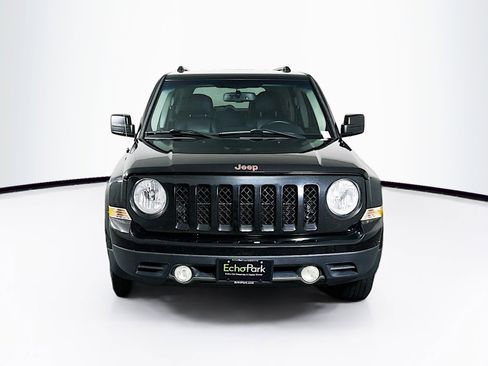 Used 2016 Jeep Patriot 75th Anniversary w/ Power Value Group FWD image 2