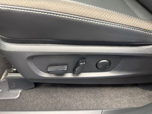 New 2026 Nissan Pathfinder SL image 14