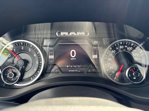 Used 2022 RAM 1500 Big Horn AWD/4WD image 26