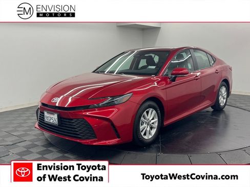 Used 2026 Toyota Camry LE FWD image 1