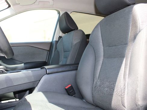 Used 2022 Nissan Rogue SV FWD image 12