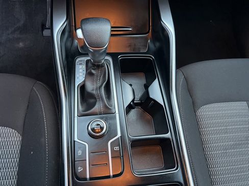 Used 2022 Kia Sorento LX image 15