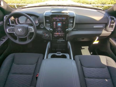 New 2026 RAM 1500 Big Horn AWD/4WD image 17